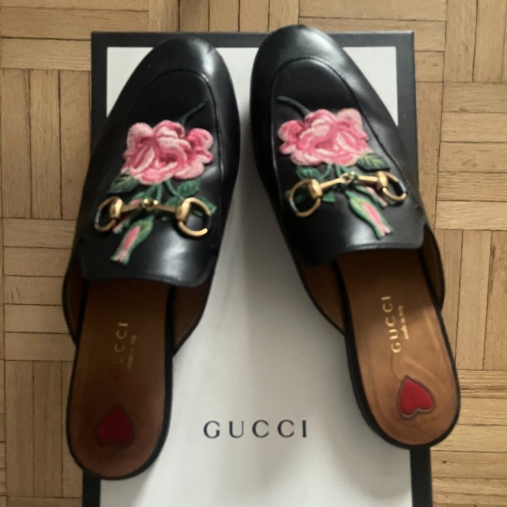 Gucci slippers